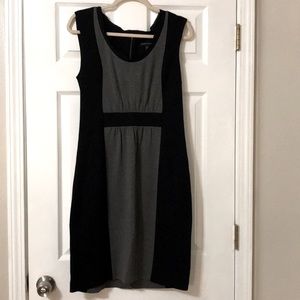 Banana Republic Size Large Black/Gray Dress
